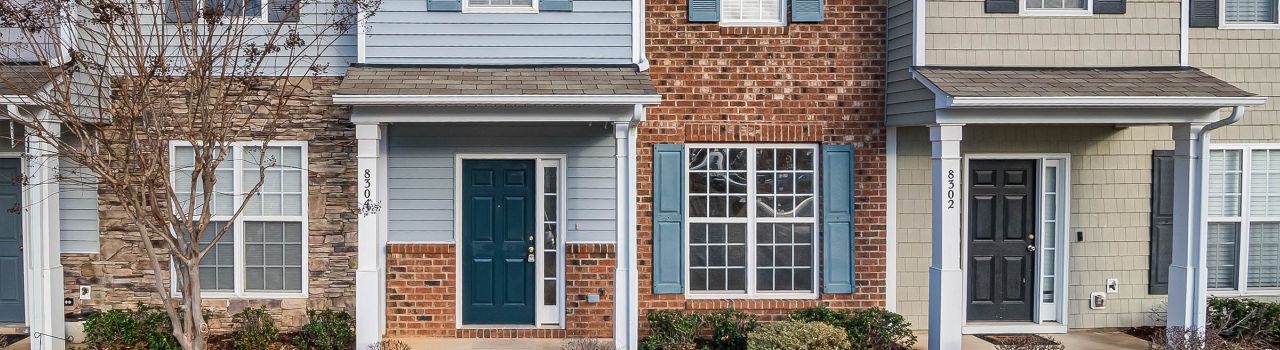 Row of townhouses all together.